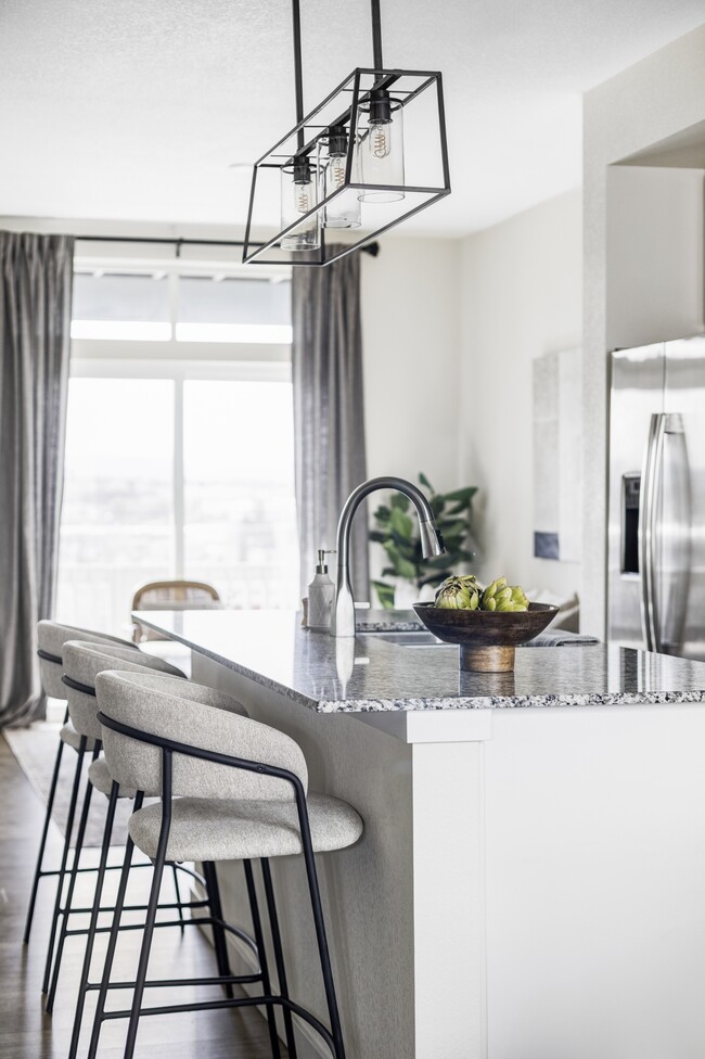 Building Photo - 2862 S Galapago Ct