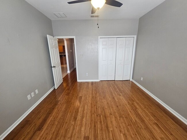 Building Photo - 5436 Hampton Hill Cir