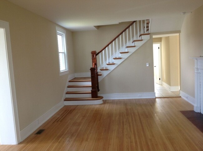 Building Photo - 1335 Whitethorn St