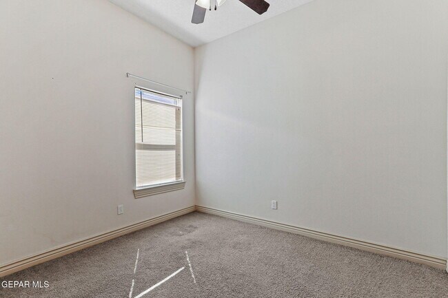 Building Photo - 5557 Gustavo Madrid Ln