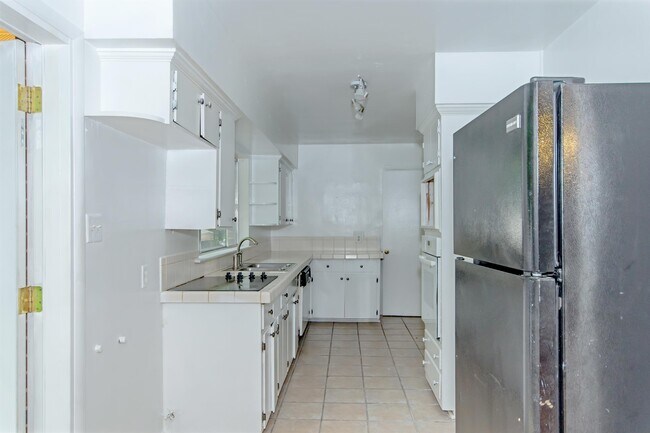 Building Photo - 3105 Pelzer Ave