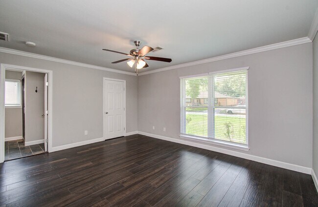 Building Photo - 11403 Braewick Dr