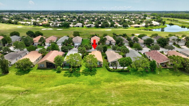 Building Photo - 688 Stanford Ln