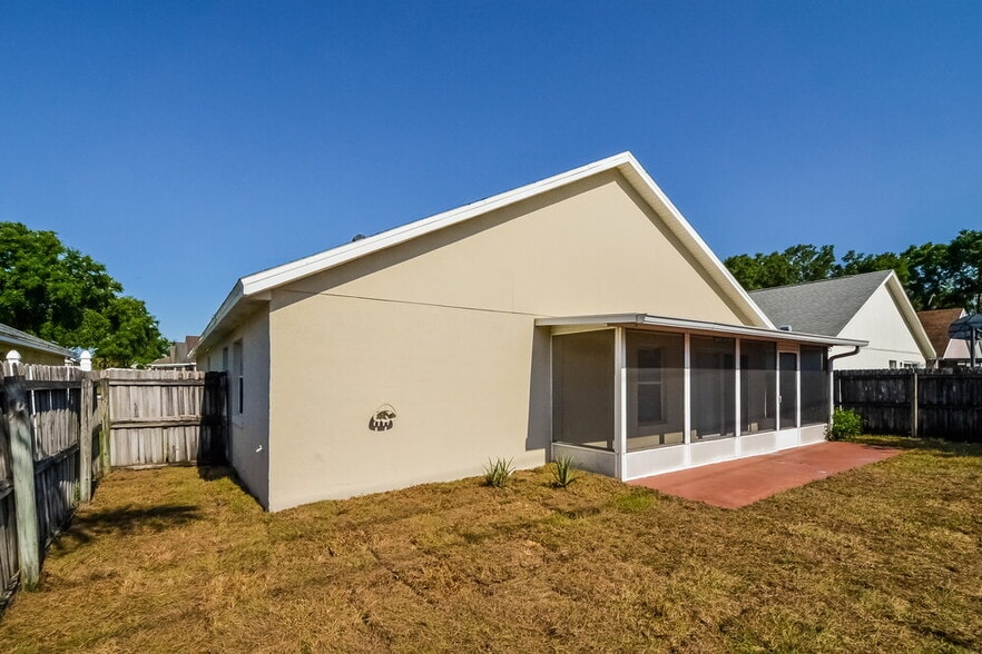 Building Photo - 2056 Cobblefield Cir