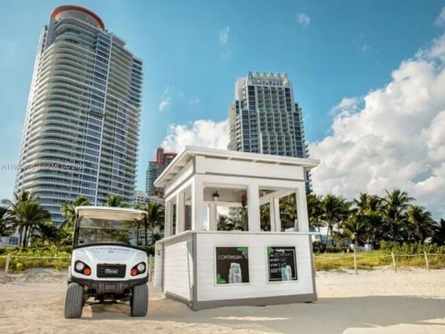 Building Photo - 100 South Pointe Dr