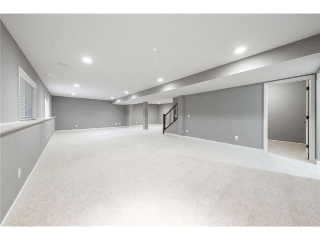 Building Photo - 16810 51st Pl N