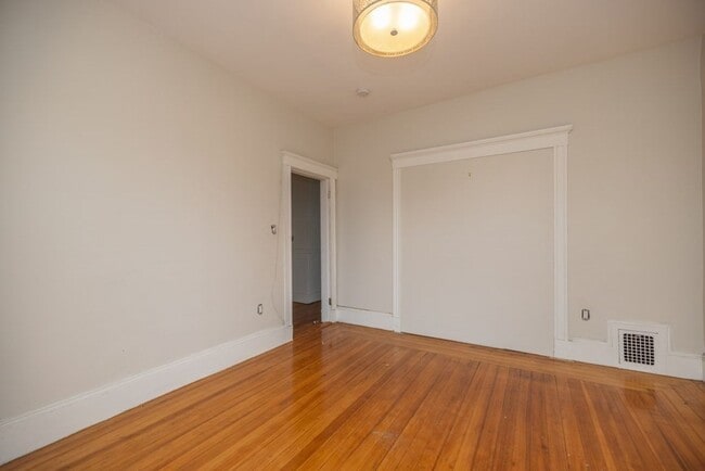 Building Photo - 341 Allston St