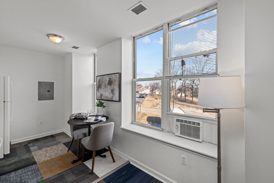 Building Photo - 8612 Halls Ferry Road