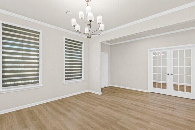 Building Photo - 405 Founders Walk