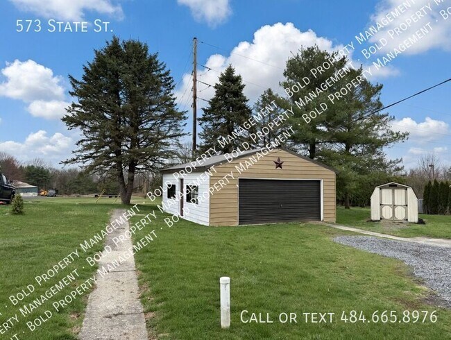 Building Photo - 573 State St