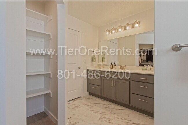 Building Photo - This property offers a NO DEPOSIT option a...