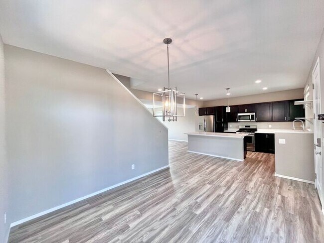 Building Photo - Charming Two-Story Home for Rent in the De...