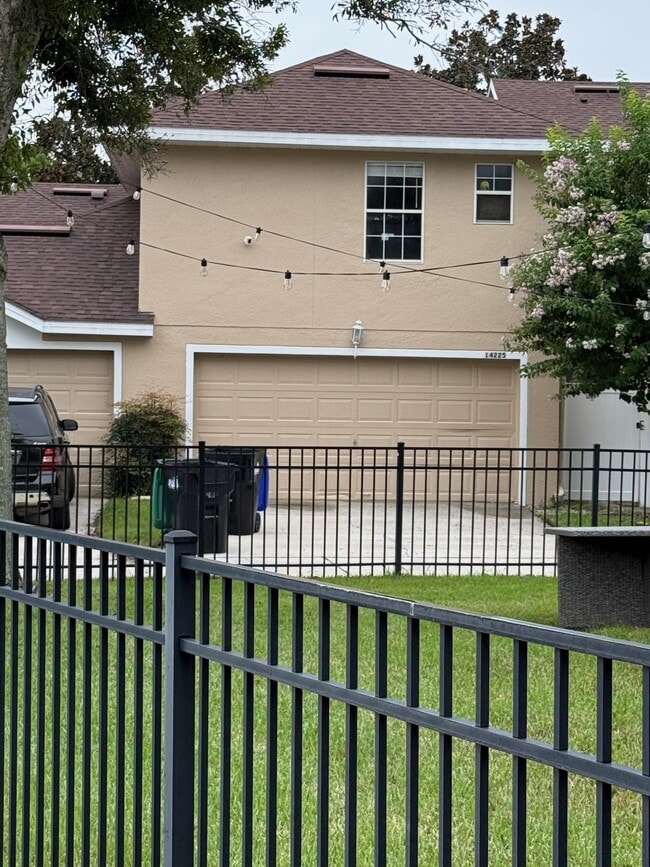 Building Photo - 14225 Confetti Dr