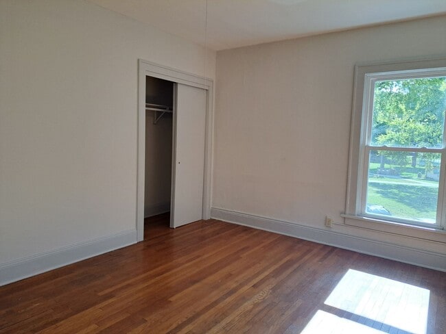 Building Photo - Eastside Home-Immediate Availability three-bedroom with office and two car off street parking