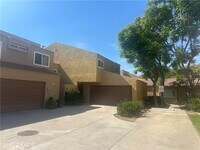 Building Photo - 4781 Logana Plaza