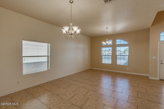 Building Photo - 5505 Ignacio Frias Dr