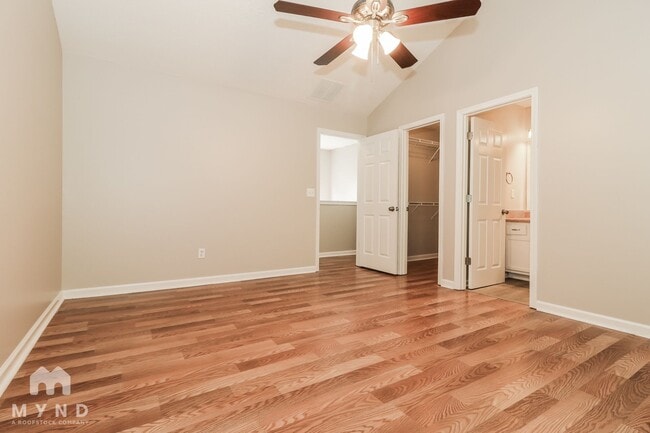 Building Photo - 279 Bainbridge Cir