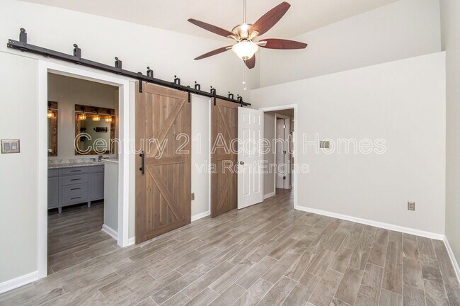 Building Photo - 5522 Jowett Ct