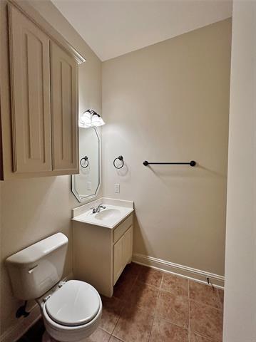 Building Photo - 5808 La Vista Dr