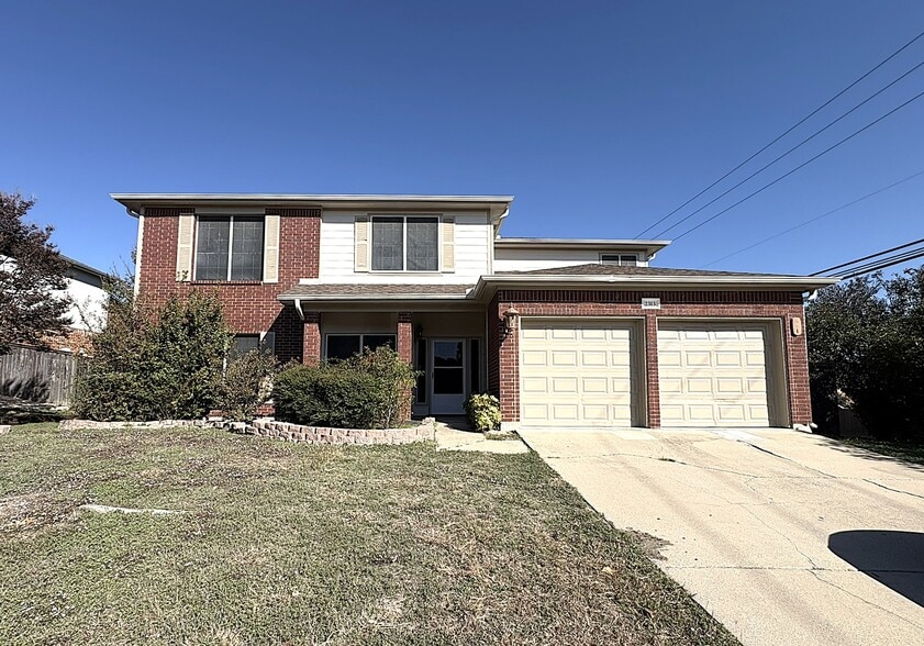 Primary Photo - 2313 Modoc Dr