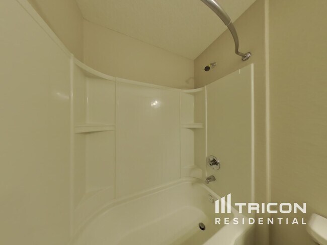 Building Photo - 1312 Sarahs Landing Dr