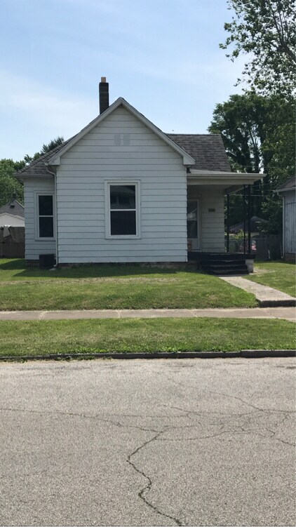 Building Photo - 1222 S 10th St
