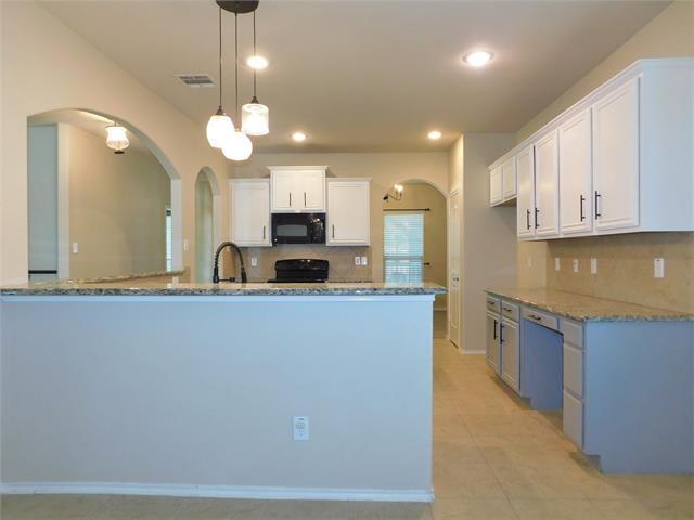 Building Photo - 835 Post Oak Pl