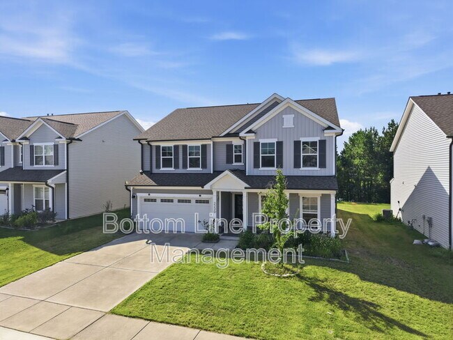 Building Photo - 2230 Bethpage Dr