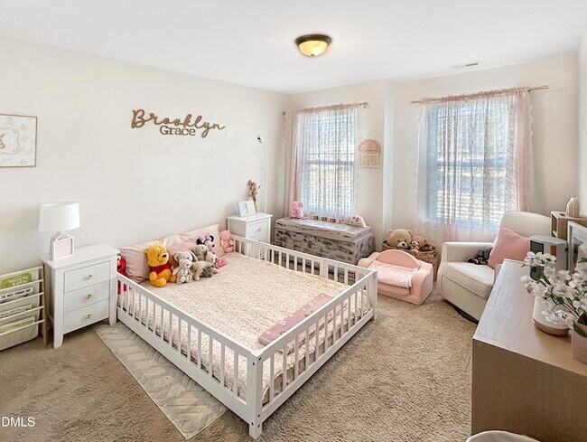 Building Photo - 779 Creekway Dr