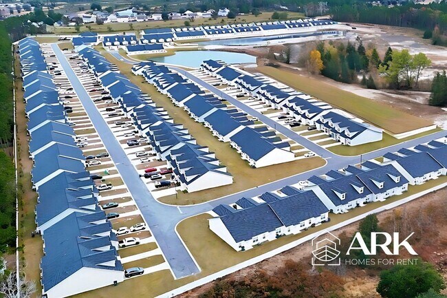 Building Photo - 1063 Walker Point Way
