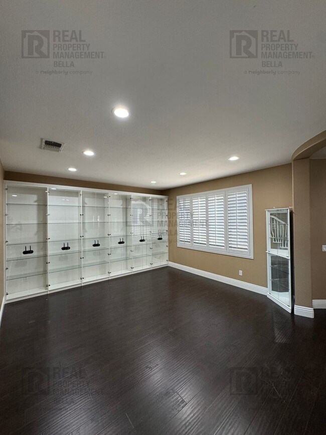 Building Photo - Spacious Murrieta Home with Pool, Spa, Firepit & Backyard Entertaining