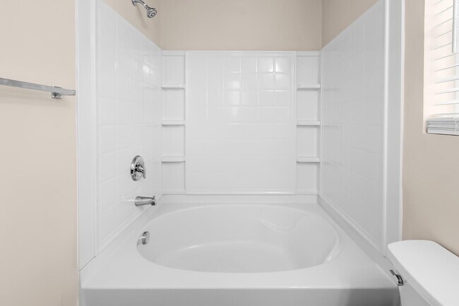 Building Photo - 2937 Westbury Ct