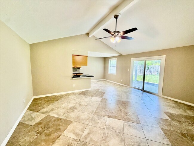 Building Photo - 5838 Ludington Dr