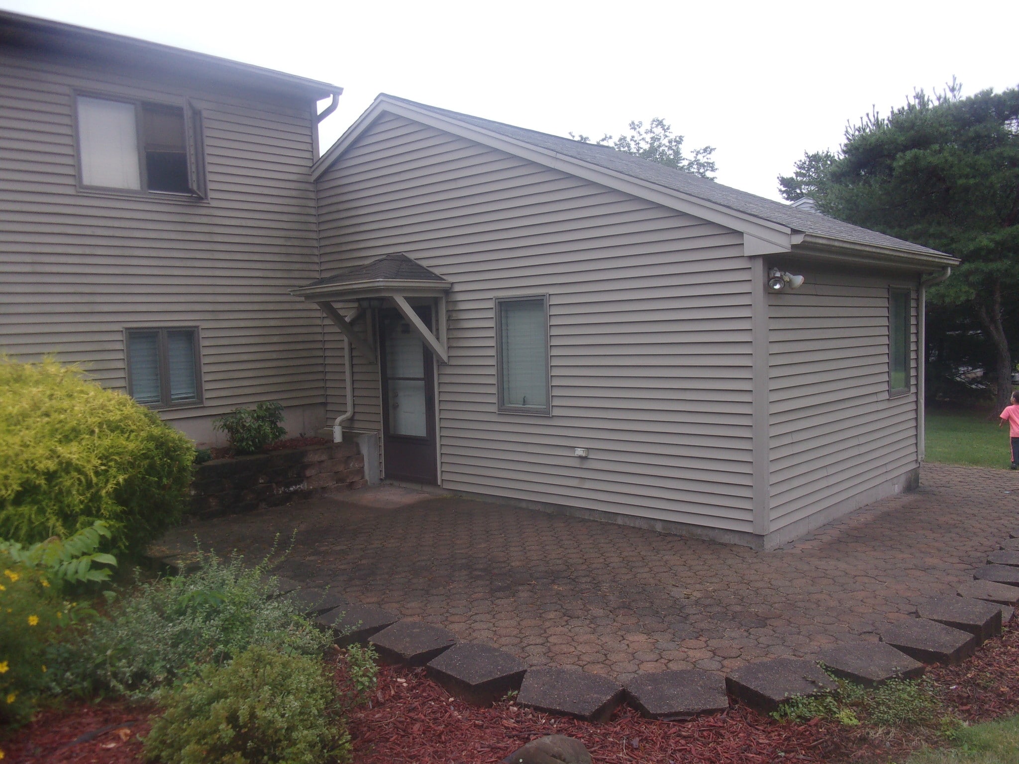 Entrance and Patio - 239 Thistle Ln