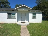 Building Photo - 1326 Barry St