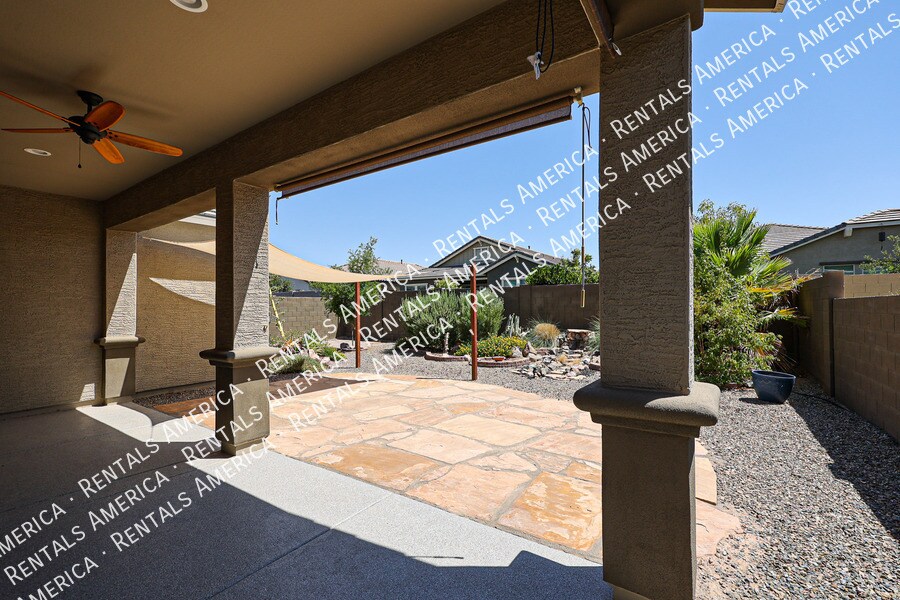 Building Photo - 41335 W Almira Dr
