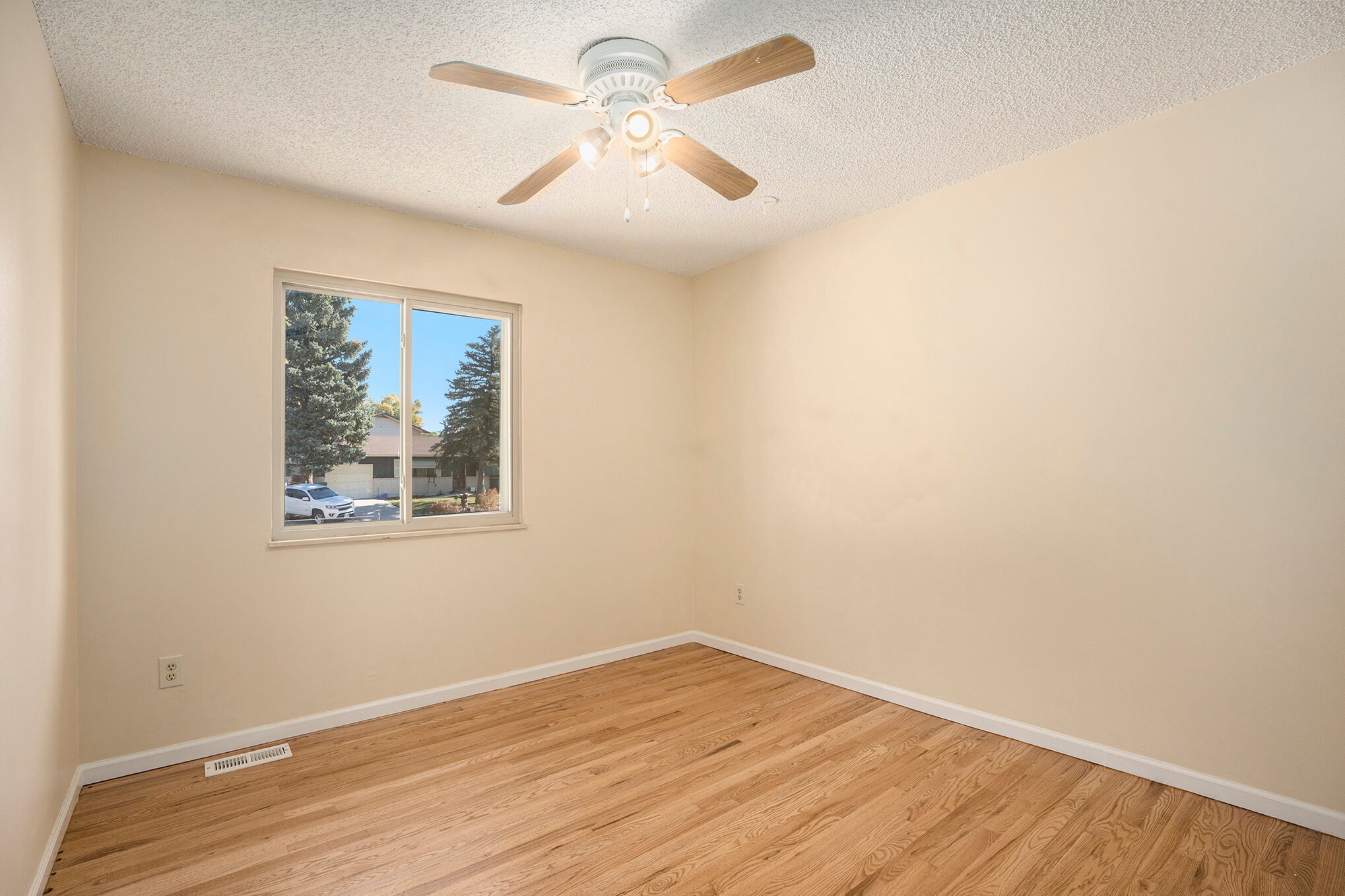 Building Photo - 7030 Metropolitan St