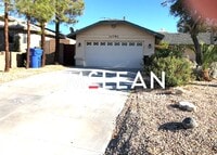 Building Photo - Three Bedroom Home in Desert Hot Springs