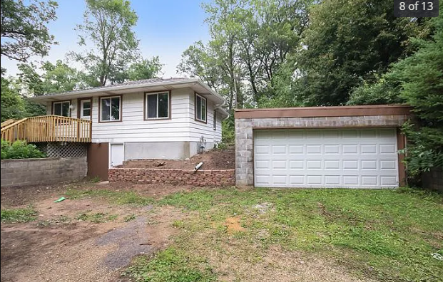 Garage & Driveway - 412 Sargent Rd