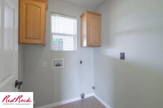 Building Photo - Pet Friendly Santa Clara Home, 6 Month Lease Only