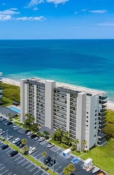 Building Photo - 4200 N Hwy A1A