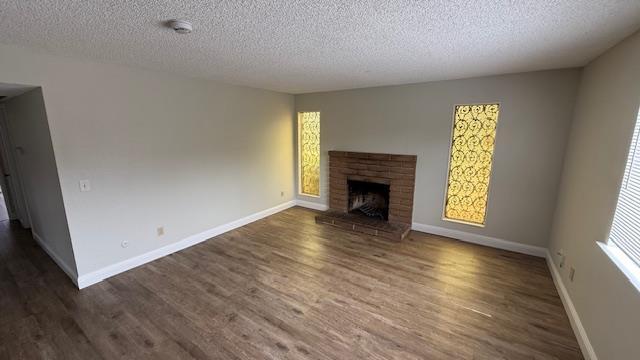 Building Photo - 4517 N Sharon Ave