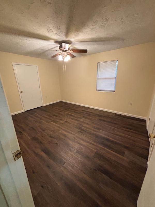 Building Photo - 12500 Holey Rd