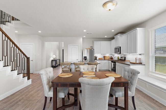 Building Photo - 12114 Champion's Frst Dr