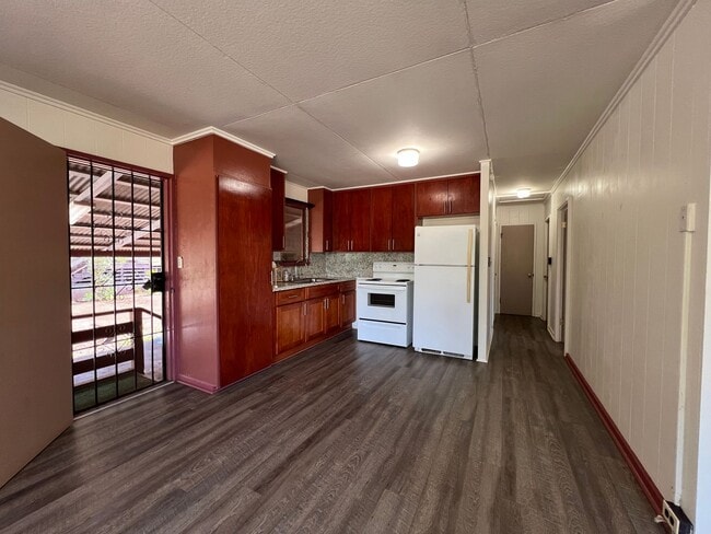 Building Photo - Charming 3-Bedroom Home with Bonus Room – ...