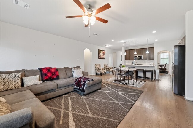 Building Photo - 3018 Gabriel Michael Ct