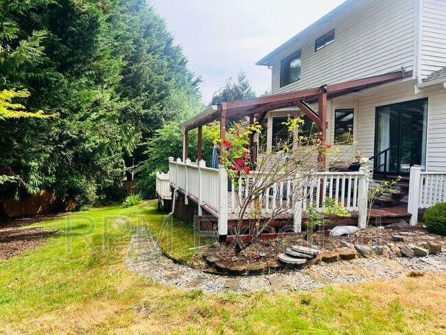 Building Photo - 4925 Mill Pond Dr SE