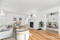 Building Photo - Elegant Ward Parkway 1600 SF 3 Bed 2 Bath