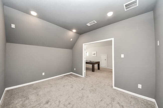 Building Photo - 8119 Messina Mount Dr