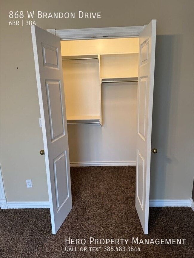 Building Photo - 868 Brandon Dr